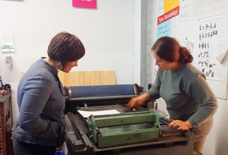Upcycle_Parts's tweet photo. ThankS, @zygotepress, for hosting #UpcyclePartsShop. We love visiting arts organizations in the #StClairSuperior neighborhood.
#Clevelandart https://t.co/B6s9CHJxF5