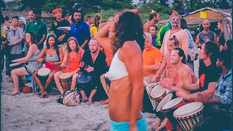 tripoto's tweet photo. These 20 pictures what #Goa was really about in the 70s - https://t.co/JOigasJk8y
#travel #party #wandelrust https://t.co/hvualY5khV