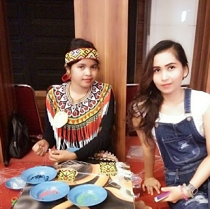 Maya28848952's tweet photo. Sama adik manis dr Putusibau ☺ https://t.co/JdmcchQI4F