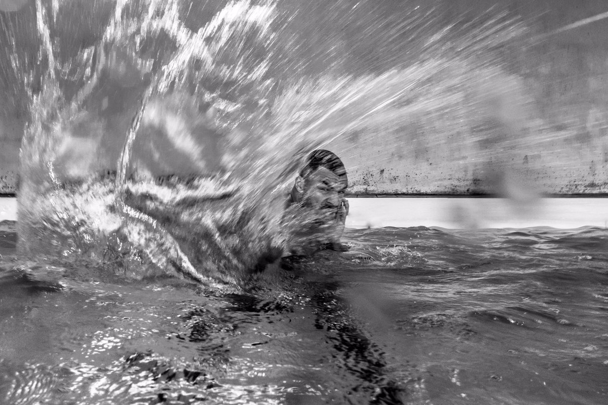 TSUNAMOUSSOU!!! Making #Waves with #MMAFighter <a href="/KarlAmoussou/">Karl Amoussou</a> from <a href="/mmafactory_fr/">MMA FACTORY PARIS</a> ! #surflife #training #workout #MMA #fitness #wellness