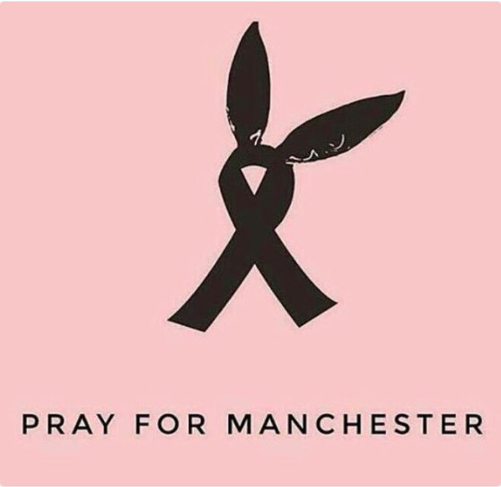 nipotiinaffitto's tweet image. Il nostro pensiero oggi è dedicato a voi #PrayforManchester