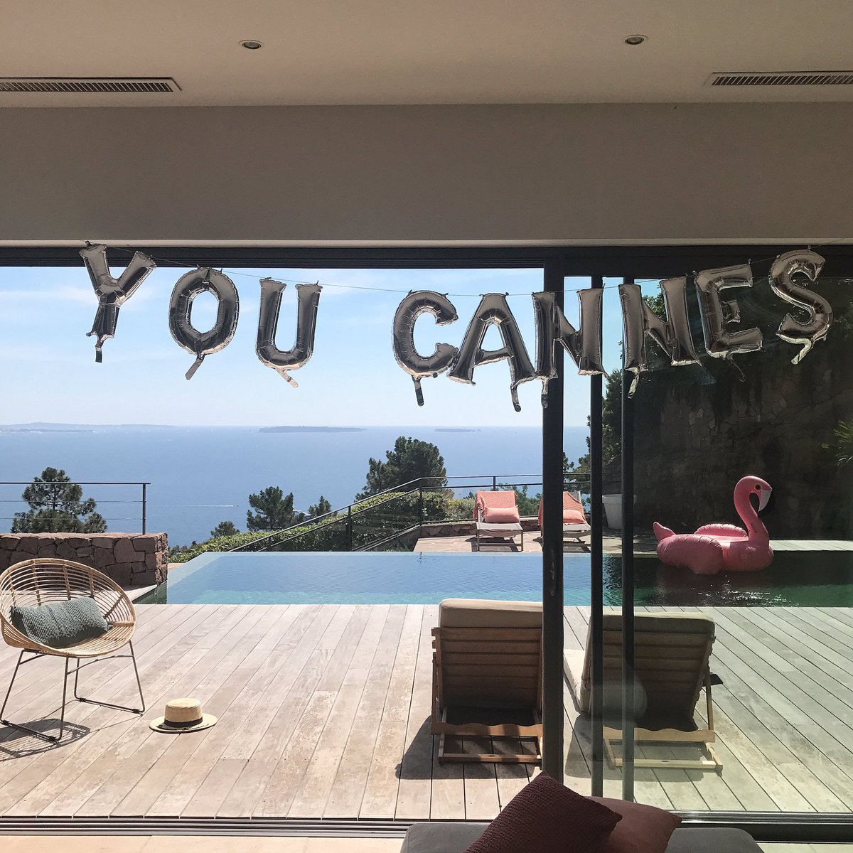 You Cannes ... to be happy with <a href="/abritel/">Abritel® - HomeAway™</a> 🏡☀️🍹👙