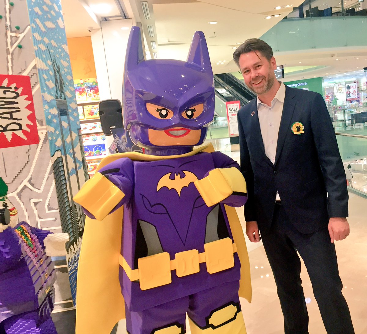 DubesDenmark's tweet photo. Don't tell my wife... but I met this very good looking and charming women earlier today in @GrandIndo... 😉#BuildAmazing https://t.co/i4ux7TXsnj