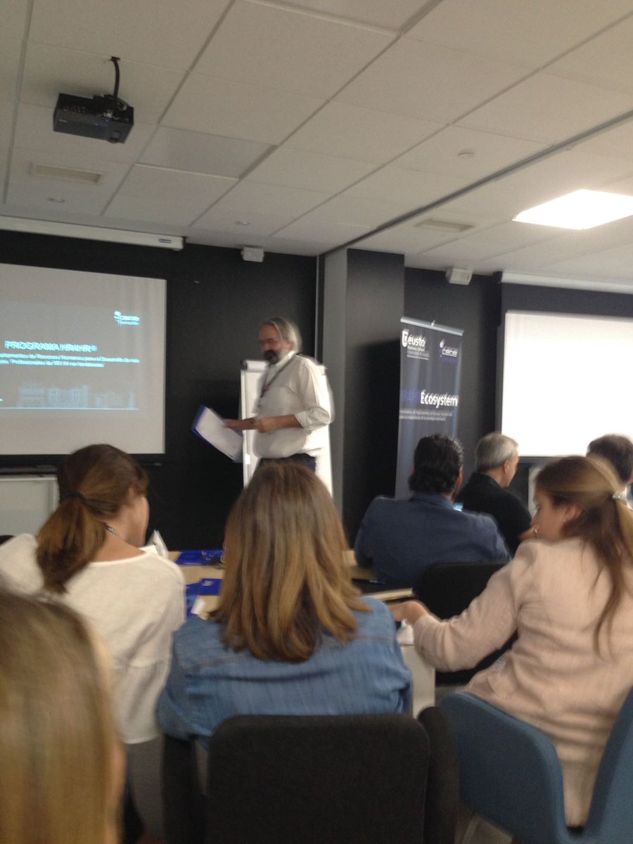 El Dir. de RRHH de <a href="/IKEA/">IKEA</a> <a href="/EnriquePuig/">enrique puig</a> da la bienvenida a las 17 empresas participantes a #HR4HR_Ecosystem