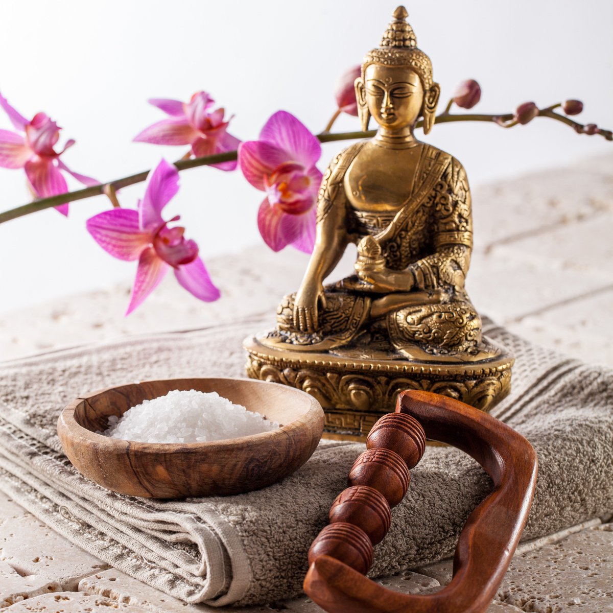 Heard about Feng-Shui? Here's how you can Feng Shui your massage area. Read on: goo.gl/GyKXlY #FengShui #MassageTherapy #Zenbrisa