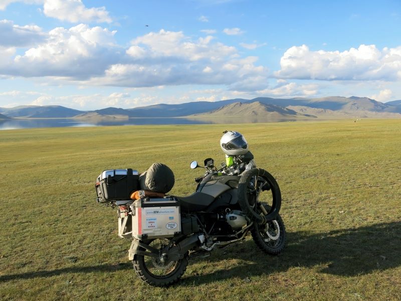 rewadventure's tweet photo. Terkhiin Tsagaan Lake, before #Tariat. #rewadventure remembers #Mongolia https://t.co/gcDIDca2m4