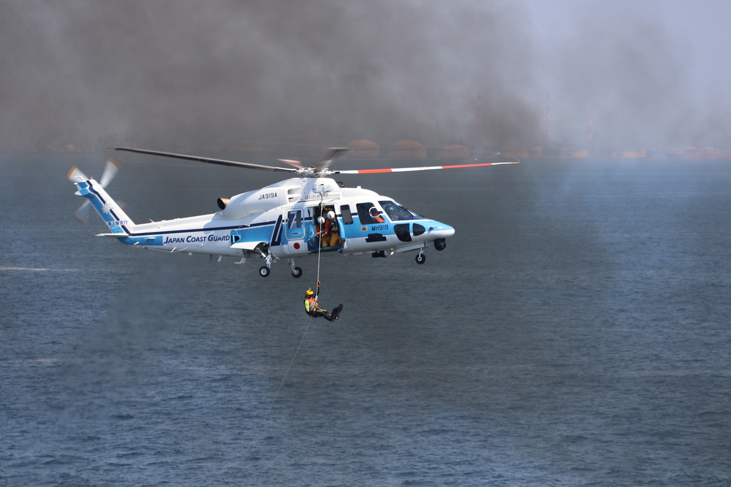 【匿名配送】水上第九院　シャコガイル　a b各一枚 第五管区海上保安本部コラボチケットクリアファイル | UMIKIRIN