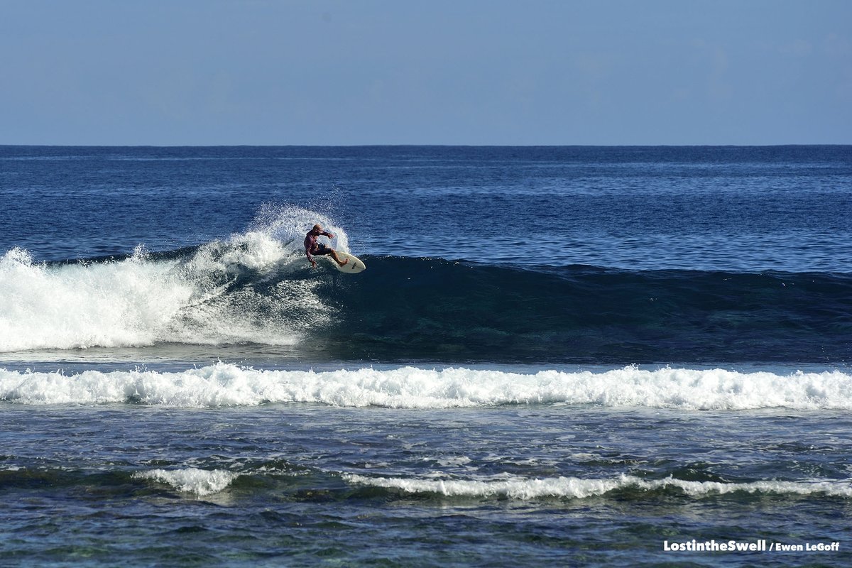 CostaSunFR's tweet photo. Nos 3 aventuriers bretons des @lostintheswell poursuivent leur périple à La Réunion 🏄🏄 https://t.co/SNNx8KxZ1T