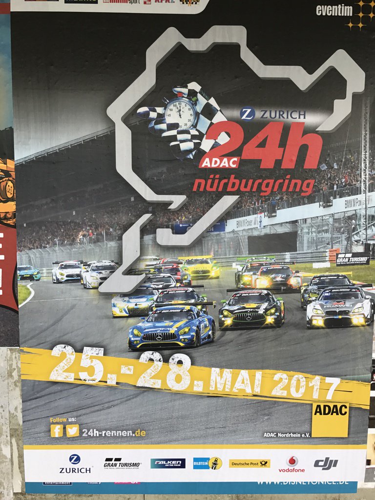 Selbst im Kuhdorf des bergischen Landes hängen Plakate an den Bushaltestellen! #nring #n24h