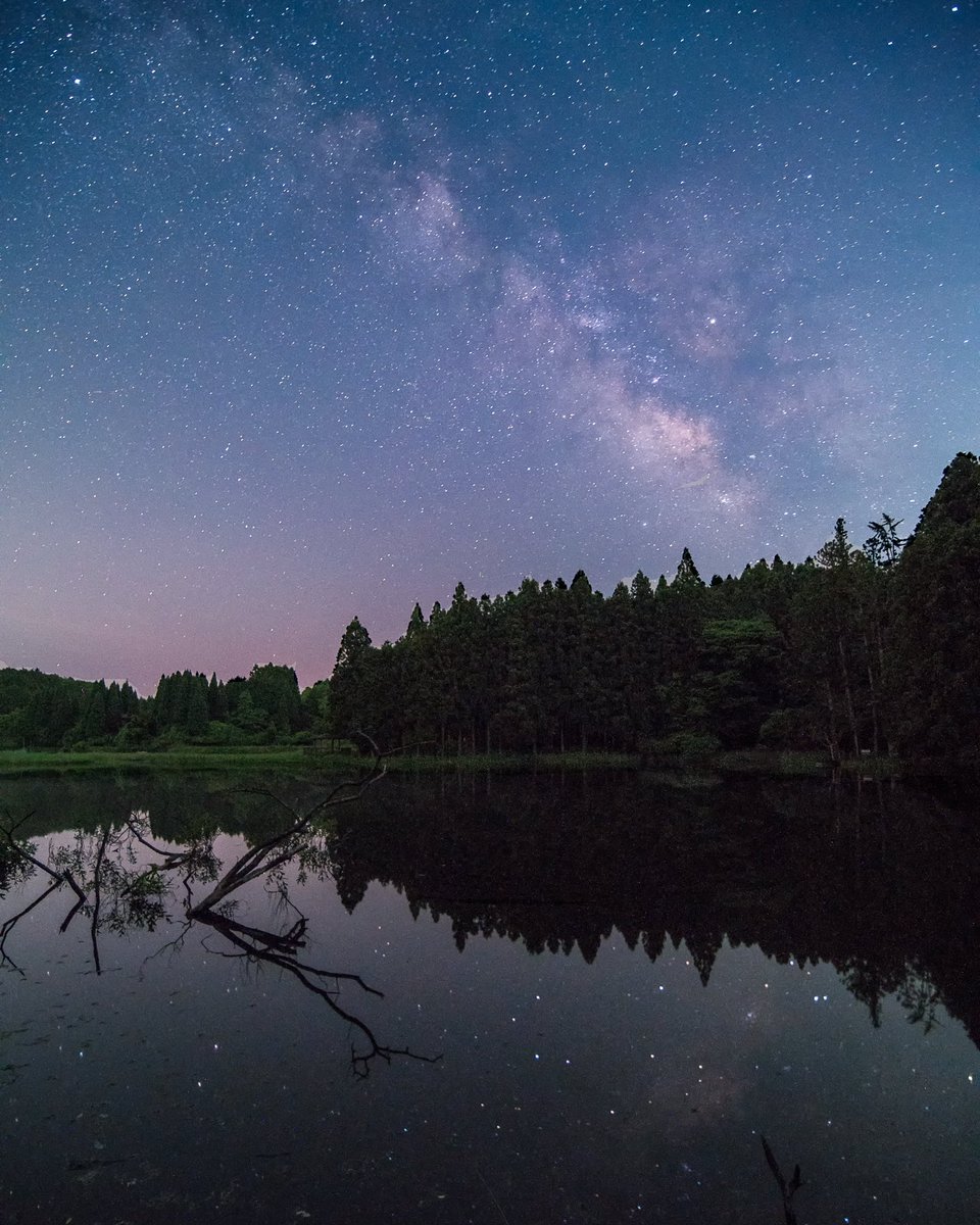 しんご 龍王の住む池 龍王ヶ淵の一枚 ソニーになって初めての星取りでした 池から湯気でててリフが甘かったです 昨日の一枚です インスタように5 4に仕上げてます 奈良 龍王ヶ淵