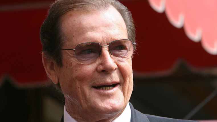 BenTrebilcook's tweet photo. Sadness! A true British legend of movies and TV. From #TheSaint, #Ivanoe to #Bond. Sir Roger! https://t.co/3O6g2LYNMm https://t.co/YIGx8Bz8XO