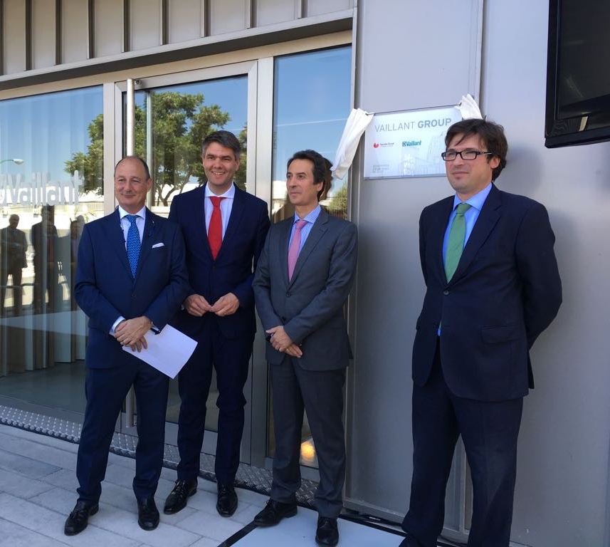 saunierduval's tweet photo. Inauguramos un #NuevoEspacio en #Madrid, un referente en energías renovables y un nuevo concepto de centro experiencial. https://t.co/NoFxTtdSaT