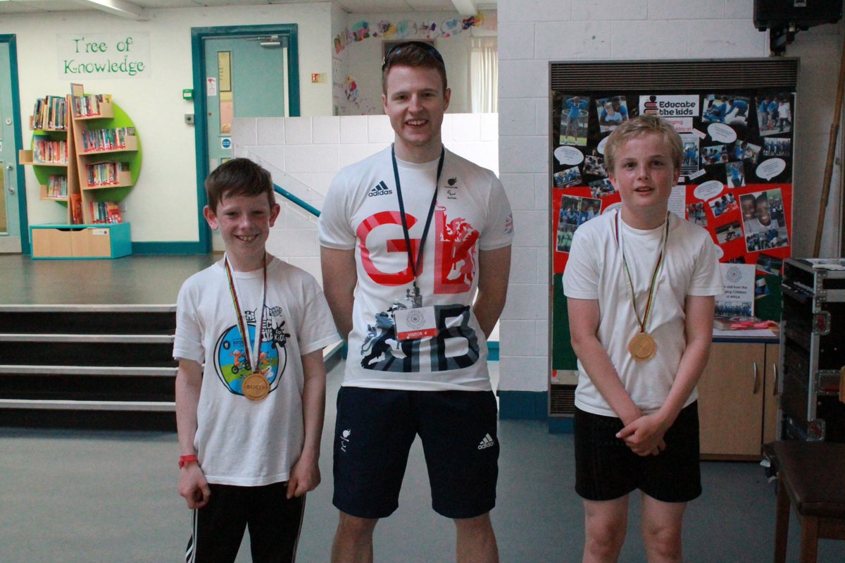 EastMortonCEP's tweet photo. Children and staff alike were truly inspired by @Ballyj2012's visit today! Another fantastic day during #tourdehealth week. @ParalympicsGB https://t.co/DZesT3FBq0