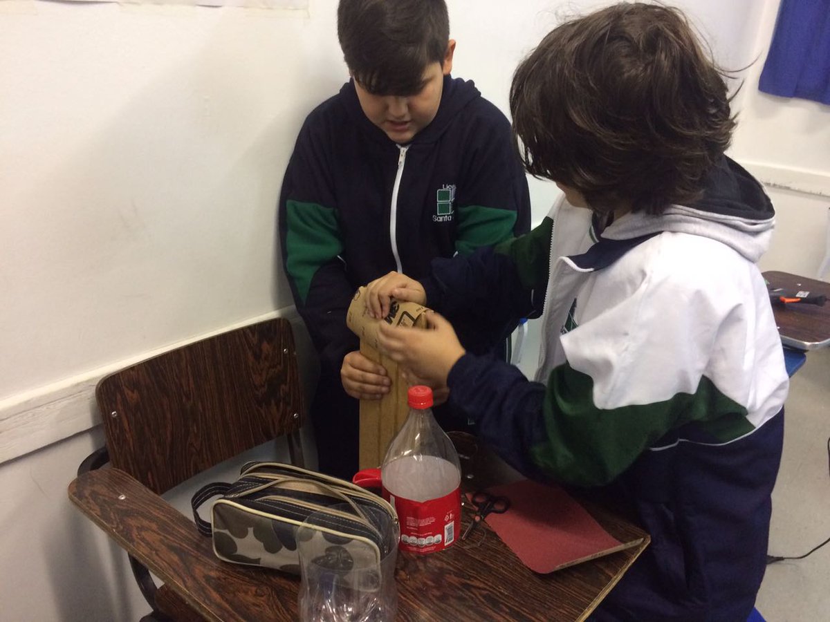 LiceuSantaCruz's tweet photo. Os alunos do Ensino Fundamental II e Ensino Médio realizaram atividades do Projeto Sustentabilidade. https://t.co/wOx85TPrm6