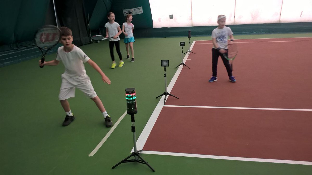 innoSport_RUS's tweet photo. Тестирование юных спортсменов в Школе тенниса Tennis-PROFIK👨👧🎾#smartspeed #testing #tennis #теннис #тестирование #tennisprofik https://t.co/73pmNTypzr