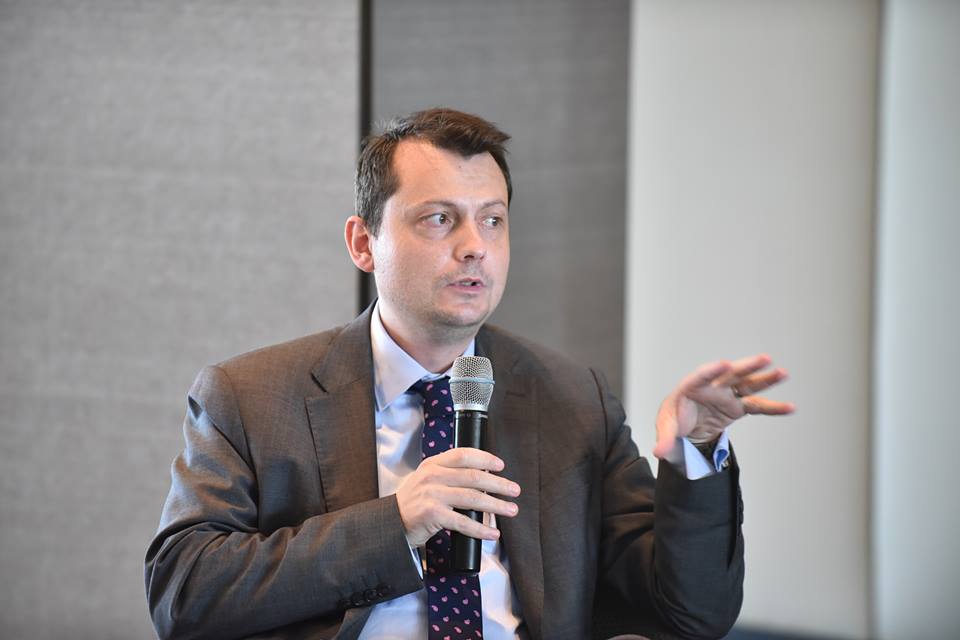 BusinessMark_'s tweet image. RĂZVAN POPESCU, HR Manager Eastern Europe, Louis Berger: „Există o încercare mai mare de a conecta oamenii.”

#BusinessMark #Workinmotion