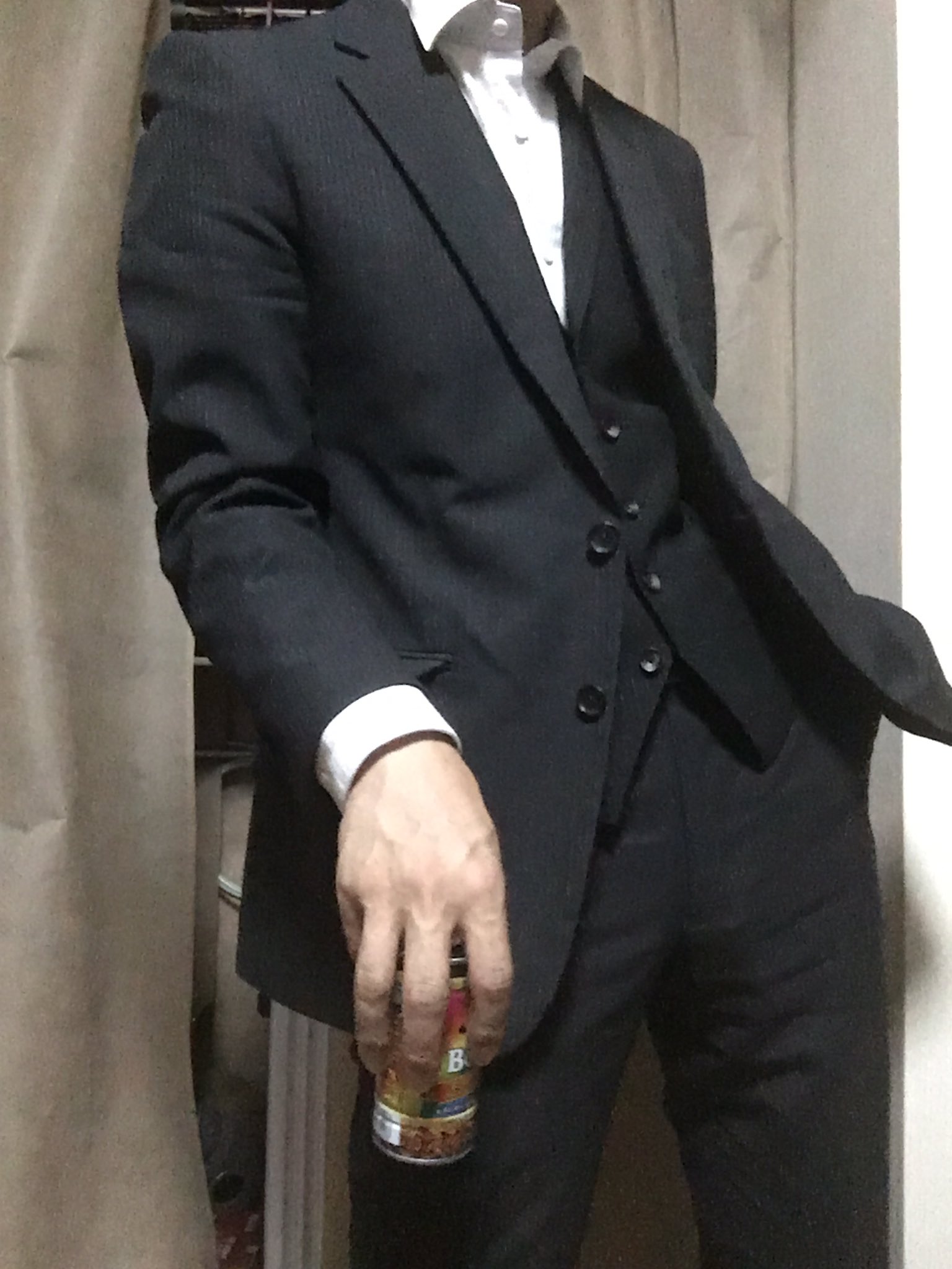 まこ立会人 Auf Twitter お題 缶コーヒーを持つ手