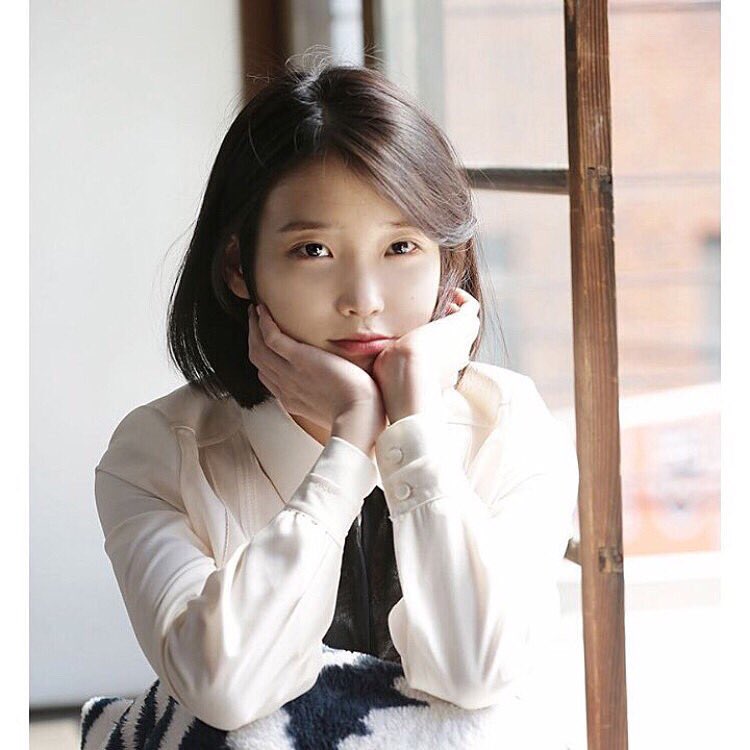 유리 ゆり Twitterren しんどい 可愛いすぎてしんどい Iuちゃんの透明感なにごと 天使すぎる ボブにしたい私 オルチャンメイクもしたい 韓国行きたい とりあえずiuちゃんの アルバム欲しい 可愛い T Co Mhd3feui Twitter