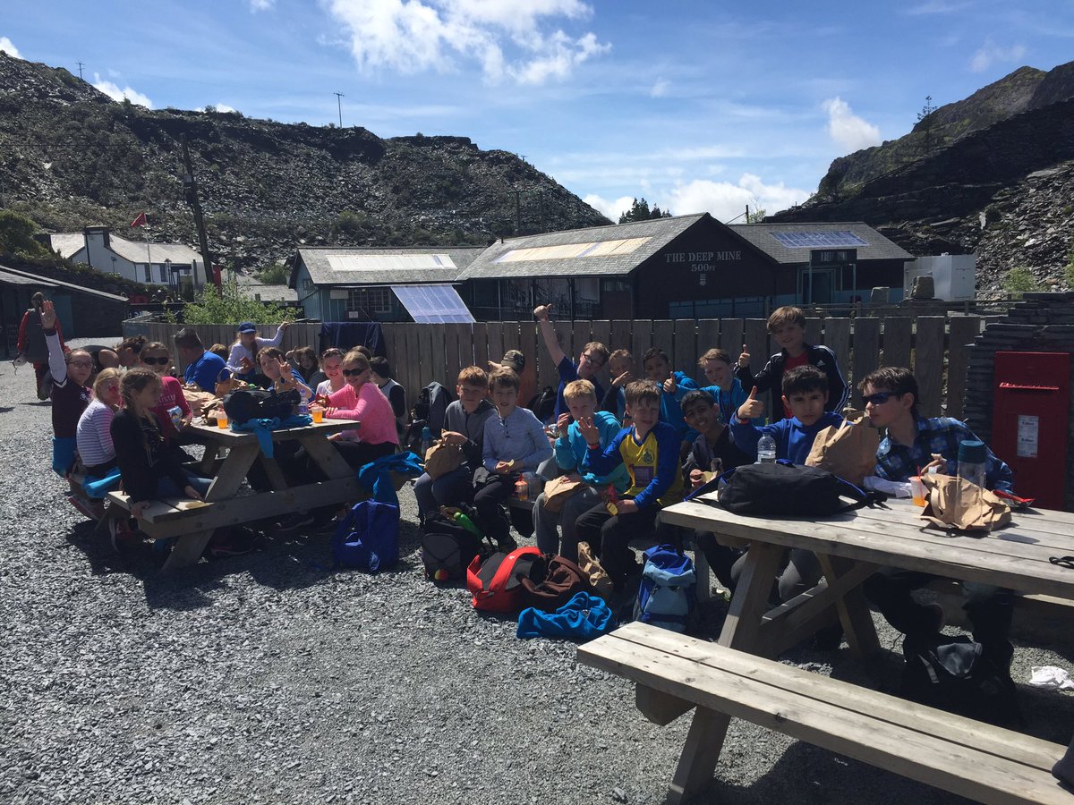 SkyswoodSchool's tweet photo. Having bounced ourselves silly, we're taking a quick pit stop, before hitting the zip wires! #bouncetastic https://t.co/84BmLIsWcv
