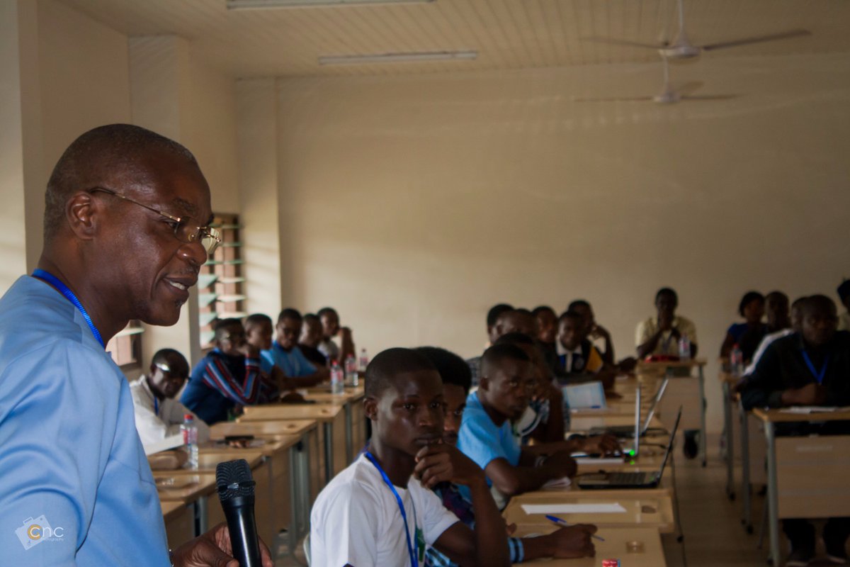 colorsncodesgh's tweet photo. Happening Now:
Dr. Ernest Foli Presenting on how to deal with Climate Change impacts
#NARM17
@NARM_17
@uenrofficial https://t.co/wT0UOQ03wW