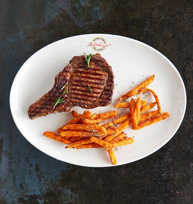 lovecapetown's tweet photo. BEST STEAK IN CAPE TOWN 🍖 We've rounded up the top 10 steak spots in Cape Town. How many have you been to? https://t.co/eY6z0CaUti https://t.co/t3Rxp9vuuk