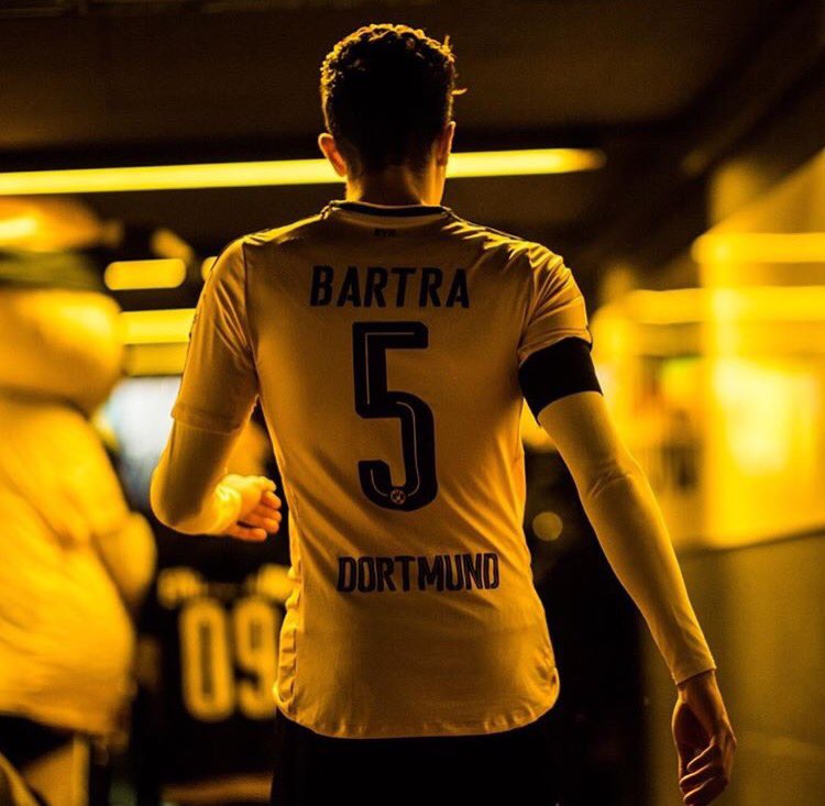 En qué mundo vivimos? Qué está pasando...? 
What world do we live in? #WeStandTogether ⚫️