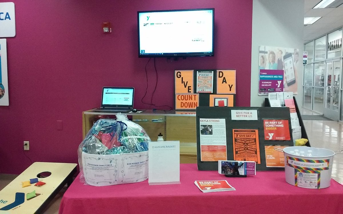 RRYMCA's tweet photo. Y GIVE Day has started. https://t.co/fazEO0zAjy 
Make your gift of $25 or more. https://t.co/eA89AL6FBS