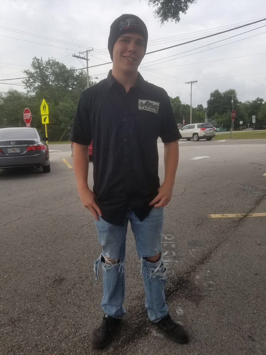 RealColAngus's tweet image. My son looking like a younger version of  @RRRawlings! #gmg