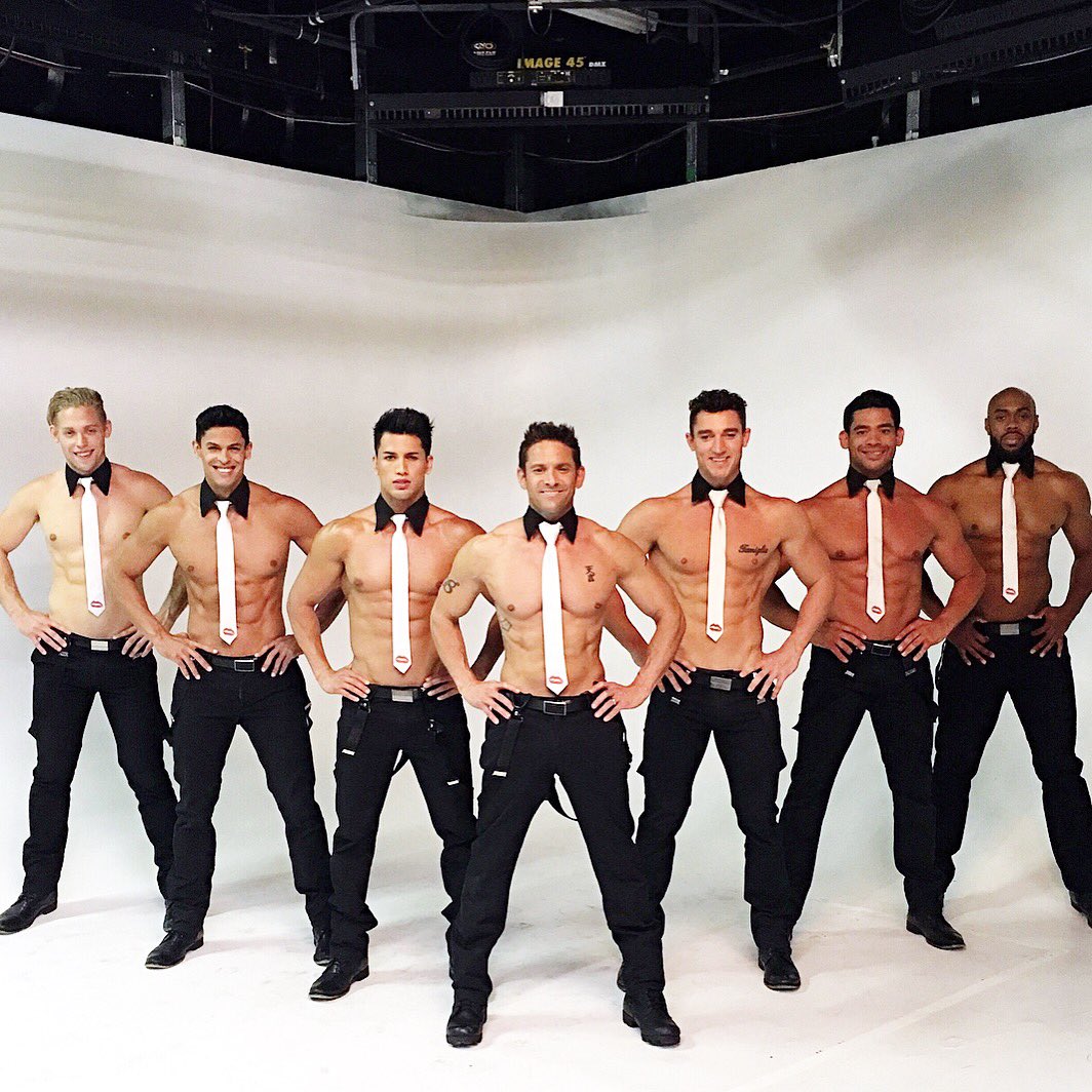 menofthestrip's tweet image. Nothing sexier than a man in a tie! 🙌🏼

#TuesdayThoughts