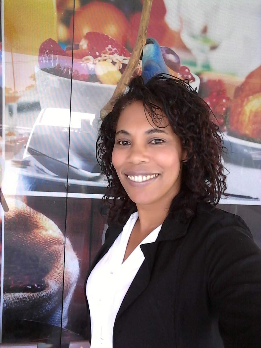 honorio172's tweet photo. Sorriso combate qualquer inveja! https://t.co/1jboClRLwG
