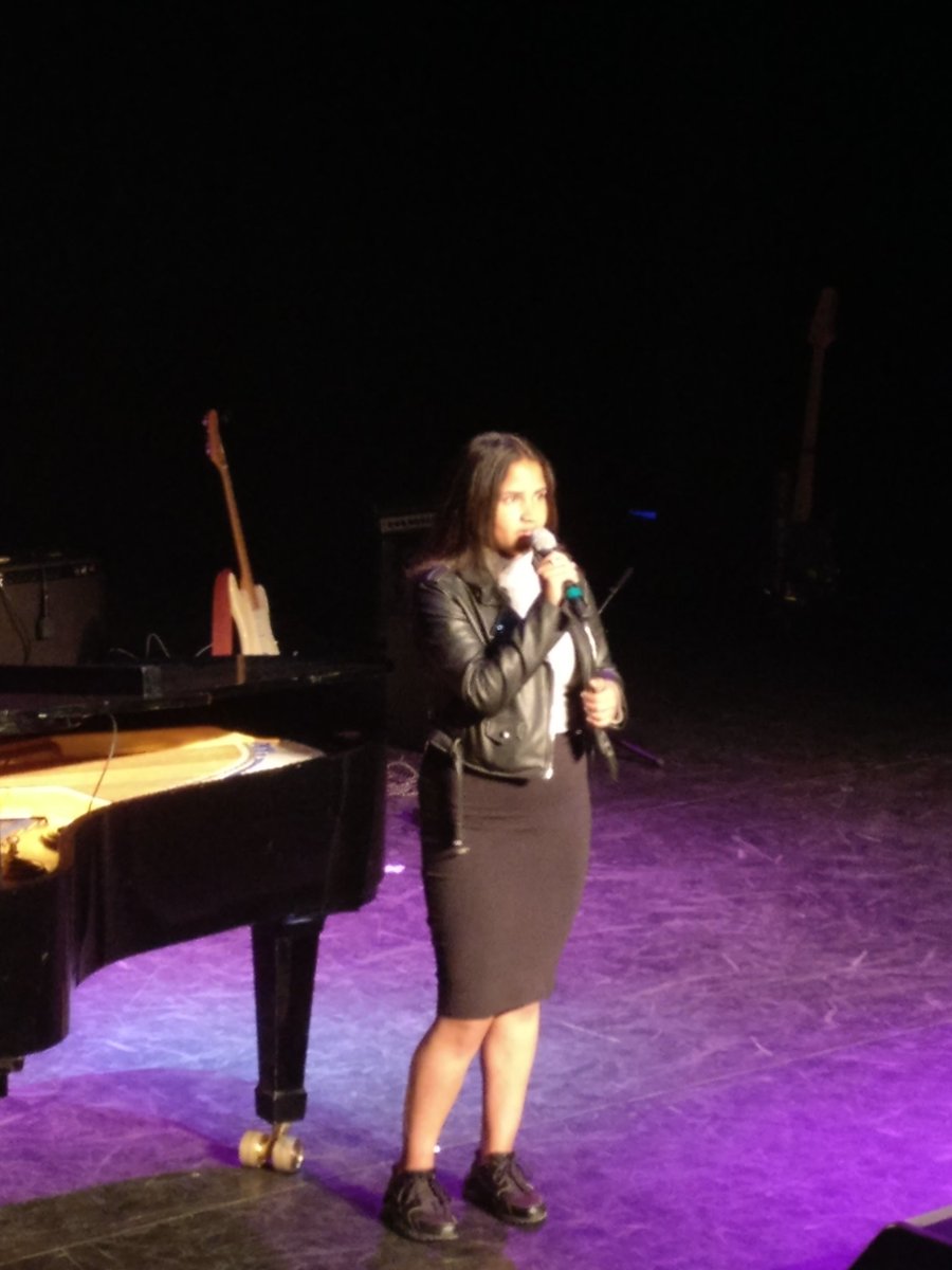 Helaas geen titel maar erg mooi.