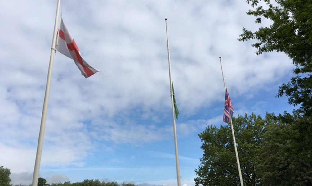 GedlingEye's tweet image. You can leave message of condolence for people of #Manchester by visiting council offices in #Arnold from tomorrow: wp.me/p640jq-23y