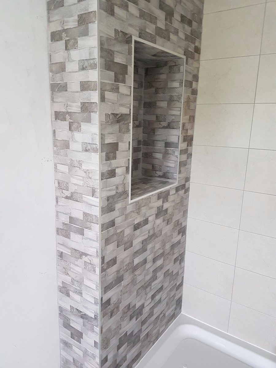 A simple solution for an awkard corner #hd #construction #newbuild #ensuite #shower #shelving