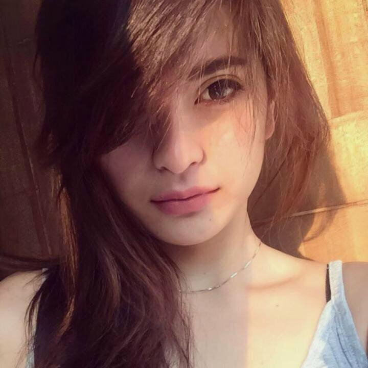 putrykemala's tweet photo. OMG! You have to see this. #BIGOLIVE > #girl .  
https://t.co/6EEMMYkzUp https://t.co/fmDJSYMJNs