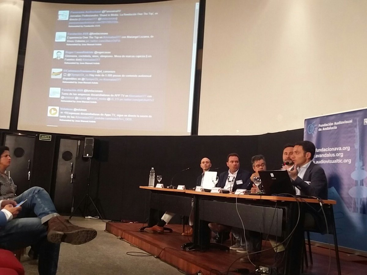 markatento's tweet image. Antes interesante demo de AppTV por @bartosjavi, ahora tendencias de tecnología y servicios por @CarlosPrietoF en #JornadasOTT