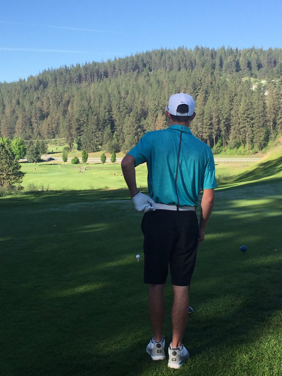 CCSpokaneMGolf's tweet photo. Incoming #Spokanegolf freshman @willace5 hit a great ball off #1 in the 1st round of High School State at @GolfQualchan in #Spokane https://t.co/QBogAqiGnh