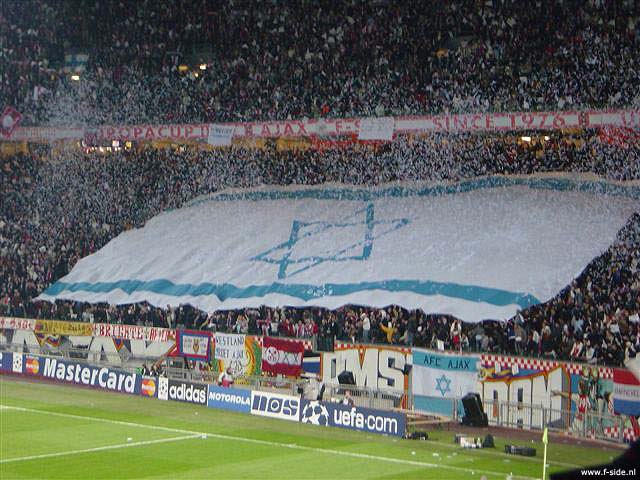 DieKalevan413's tweet photo. Zei het tegen Lyon en nu zeg ik het weer! Gaan gewoon dik winnen, hebben geen idee wat hun overkomt?! 3-1! is geen jinxen dus ga genieten... https://t.co/qkwYD5m0y1