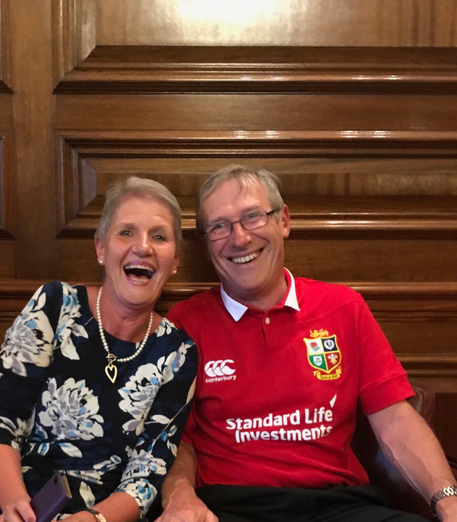 andrew_cobner's tweet photo. Friends reunited @SendaCow @theBCVA https://t.co/aj9HCnqjaL