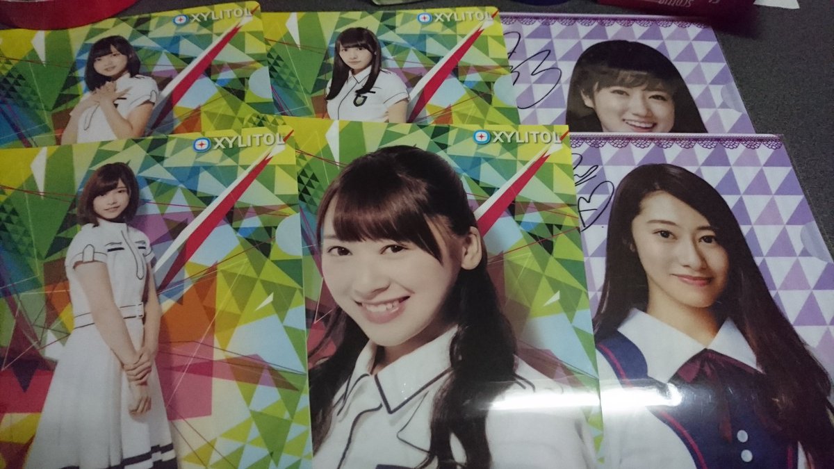 MrEyuto's tweet photo. 買いました！
乃木坂46のファイルやっとあったー！
#乃木坂46
#欅坂46
#桜井玲香
#樋口日奈 
#てち
#ぺーちゃん
#詩織
#べりさ https://t.co/tMf1axArf3