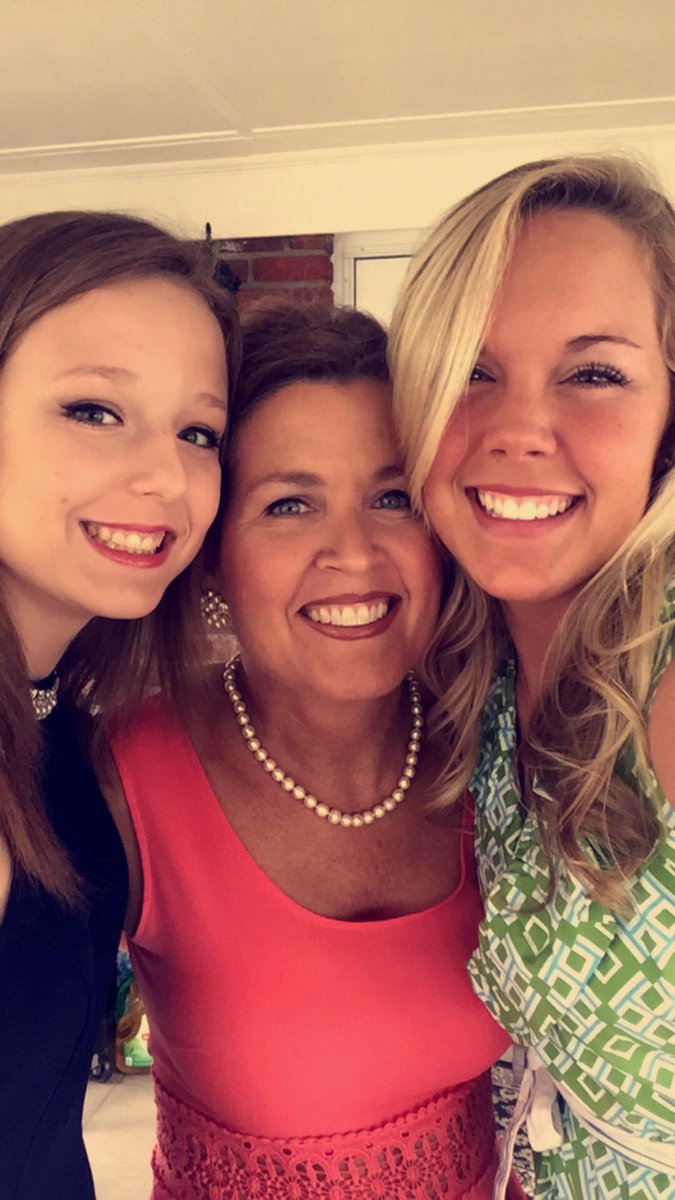 HAPPY 🎉BIRTHDAY Love Bug💕 How are you already 16?! I wish you the BEST day ever today. Love you Mattie