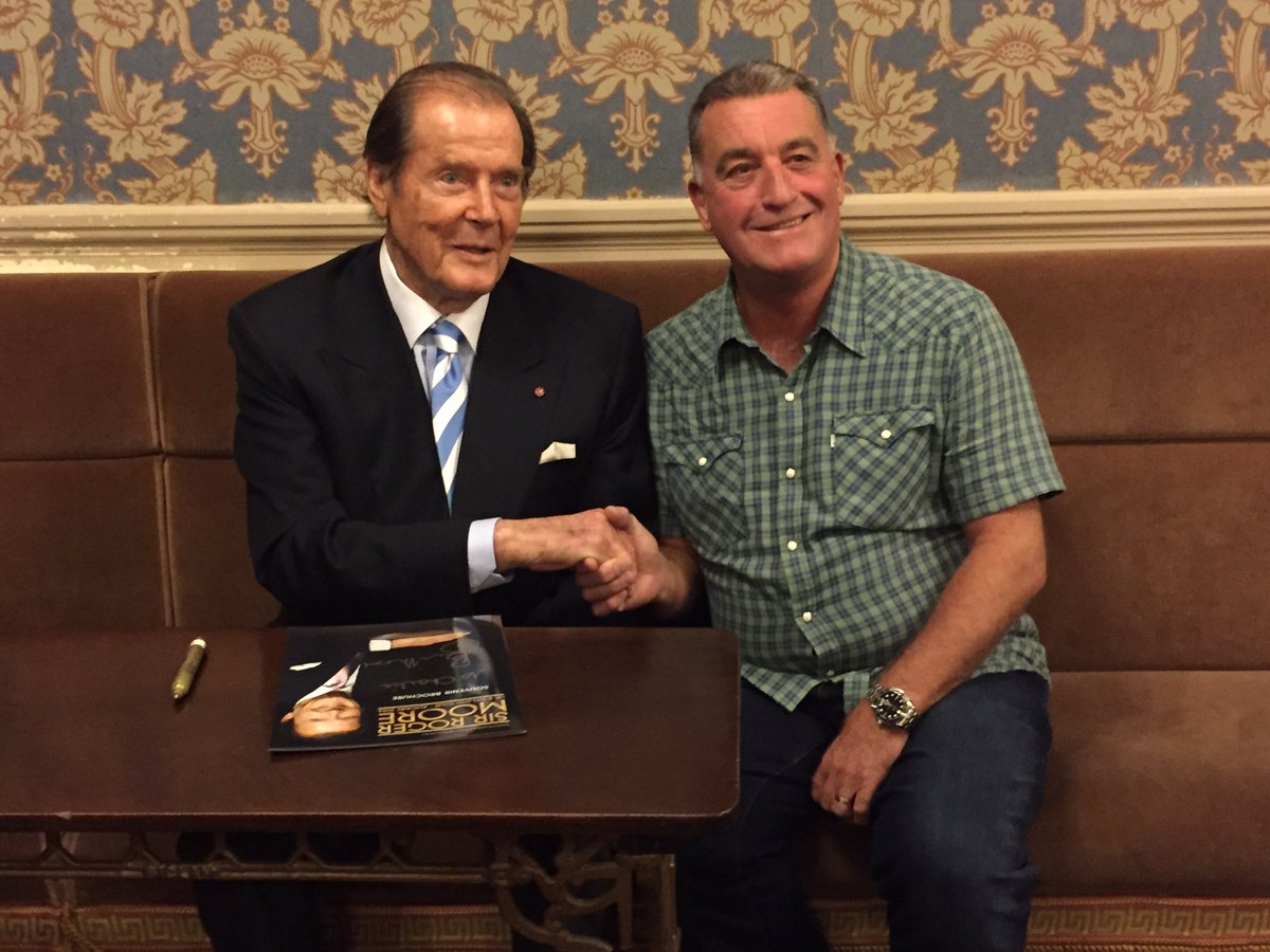 ClarkeChe's tweet image. Rip Sir Roger Moore