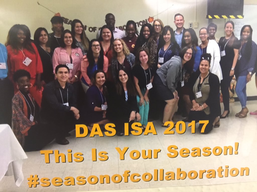 futurecoachread's tweet photo. #seasonofcollaboration  we rock https://t.co/W7Ioafwjmf