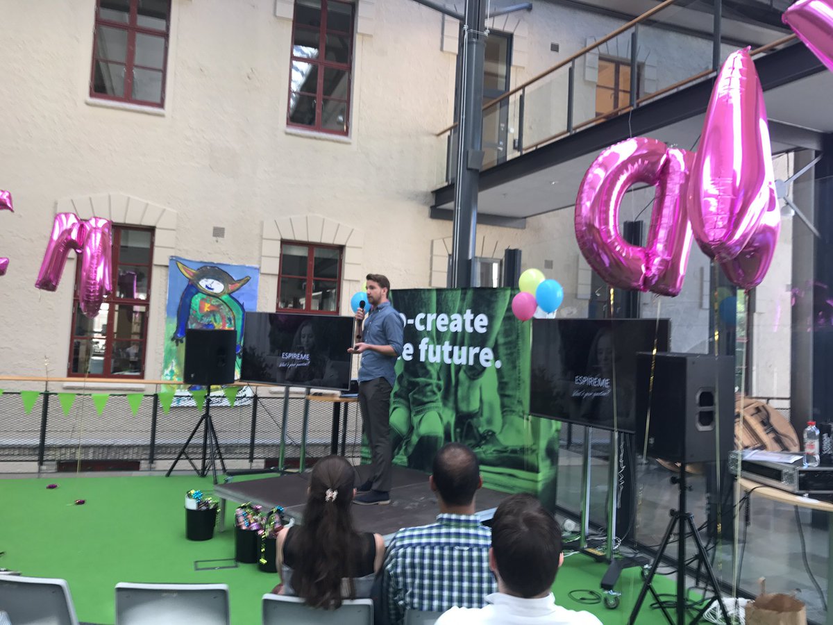 carljosefsson's tweet photo. be the unique you with the help from espire me #demoday #scbatch10 #startup #gbgtech https://t.co/94S5gOvRlZ