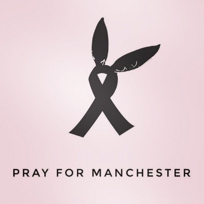 My heart is breaking😔 I can not imagine what all those people are going through. So so sad my prayers are with everyone in Manchester💗