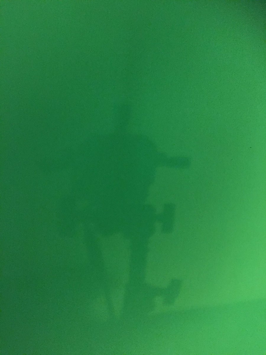 trickfilm99's tweet photo. Robots in the #studioshadows @ernyberny @will_becher https://t.co/GTPnADwVDs