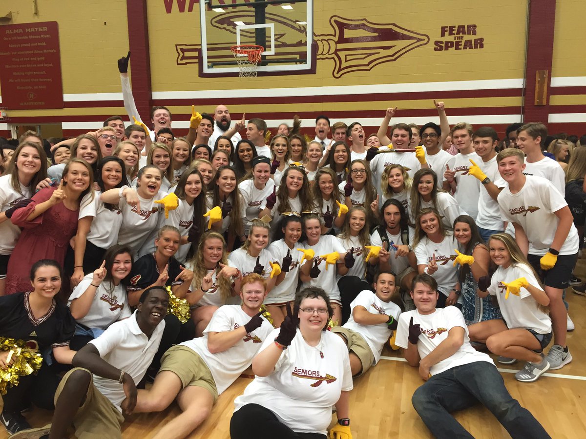 RHS_tribe's tweet photo. It's been a great ride, Riverdale. The class of 2017 is gonna miss ya. Once a Warrior, always a Warrior! 🏹 https://t.co/wAXB66nxKB