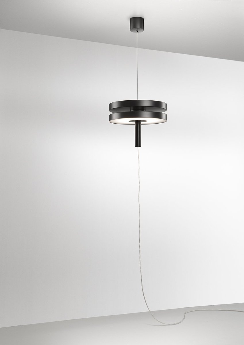 prandinaitaly's tweet photo. New #LedMachine combines the latest #LED technology with a sliding height adjustment system. More at https://t.co/MCqI00KcoX #lighting https://t.co/YqzYSURhOl