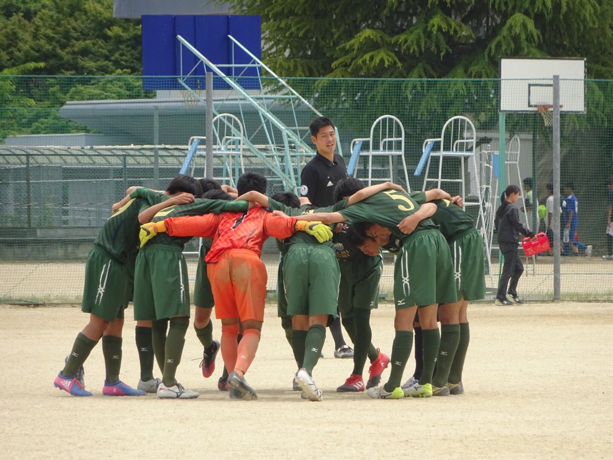 尾道東高校 サッカー部 Twitterissa 5月21日 練習試合 1試合目 Vs尾道北 3ー0 得点者 小川 村上 林 2試合目 Vs福山葦陽 2ー0 得点者 高橋 細谷 3試合目 Vs福山葦陽 0ー5 コメント 暑い中お疲れ様でした 県大まであと少し チーム皆で頑張っていきましょう