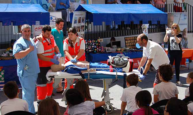 Murdiario's tweet photo. El Hospital de Molina celebra su compromiso con la salud. https://t.co/xhOifn22V2 https://t.co/ItzVqRcSkH