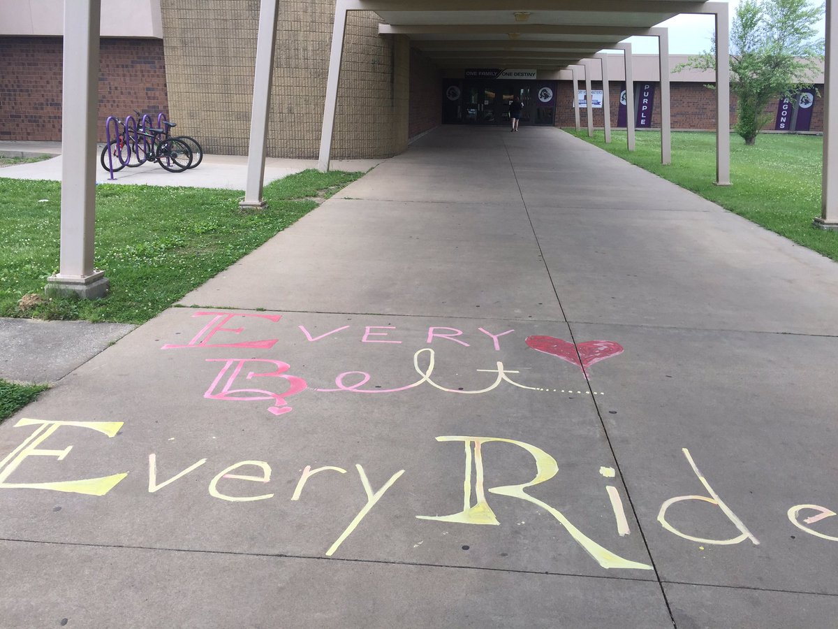 Venngirl's tweet image. Buckle up.  Every trip.  Every time.  PHS Art Club. @DriveSafeKansas #1543 #clickitorticket #usd250  #phsartclub #pittsburghighschool